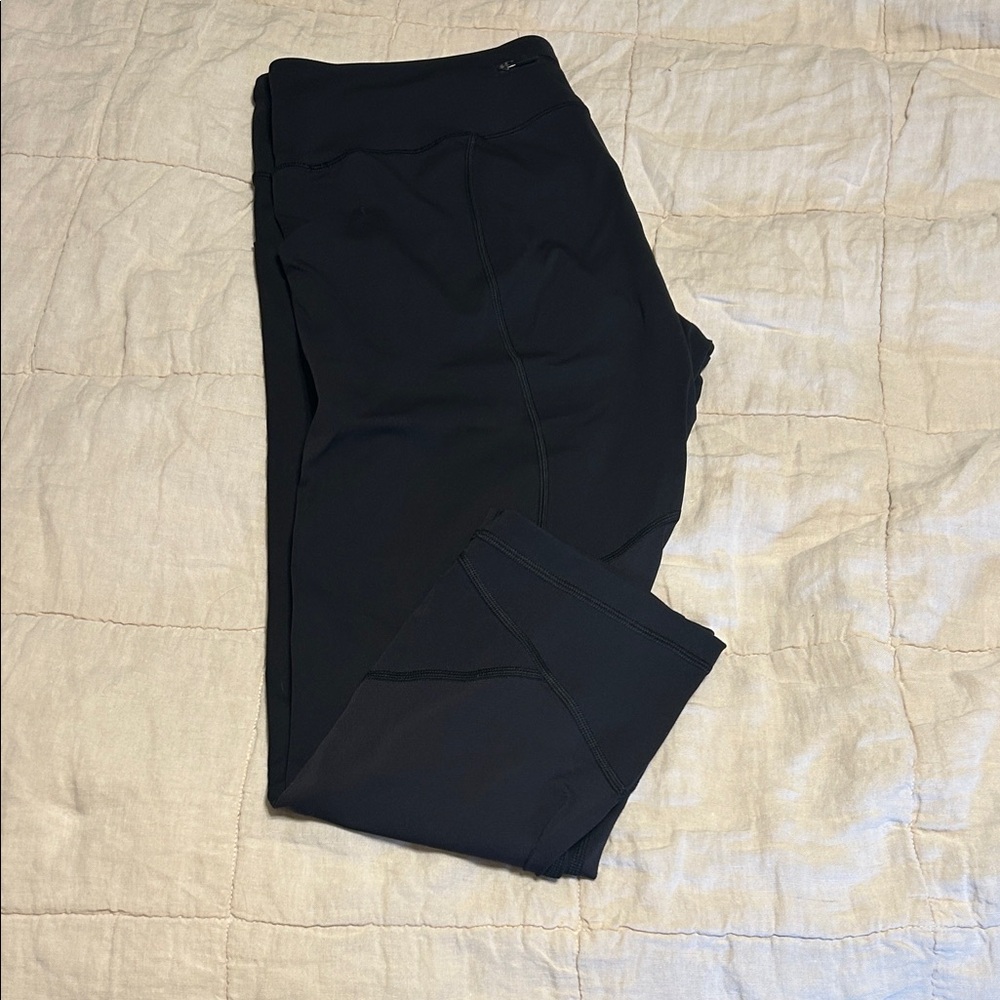 Lululemon pace rival crop leggings black size 12 - barely worn!